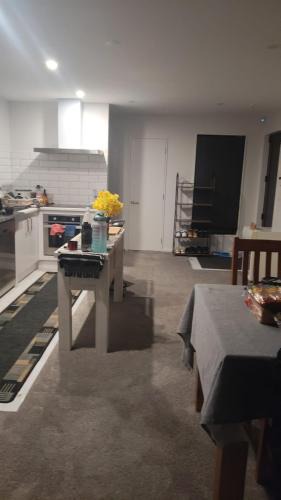 Hornby House | A Comfortable Large Room in Hornby Townhouse