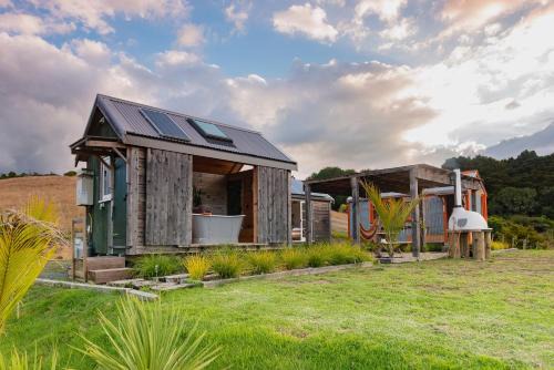 Mangawhai House | Off Grid Arohanui Cabins, Mangawhai