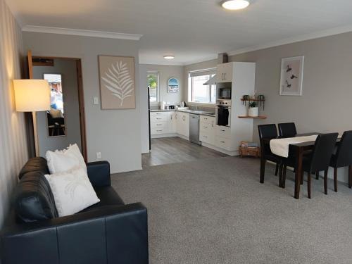 Invercargill Apartment | Cosy on Catherine
