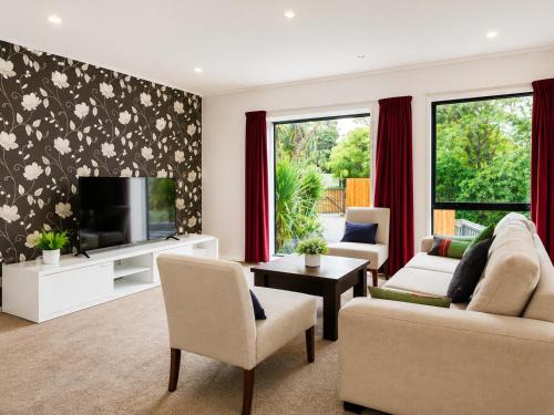 Birkenhead House | Entire House in Birkenhead