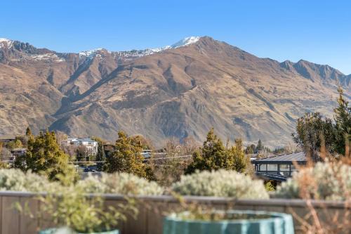 Wanaka House | Architecturally Designed - Wanaka Holiday Home