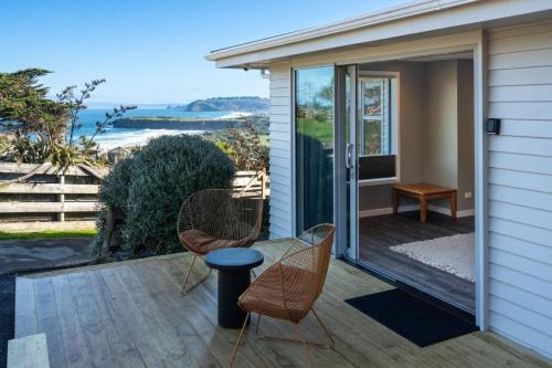 Dunedin House | Coastal Escape o Your Getaway