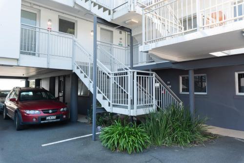 Paihia Apartment | 2 Bedroom Beach Front at Sea Spray Suites