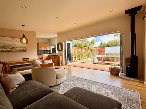 Waikuku Beach House | Country Pool House