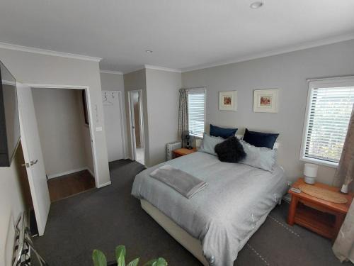 Napier Bed & Breakfast | Studio8