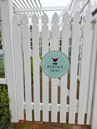 Leamington Bed & Breakfast | Robyn's Nest