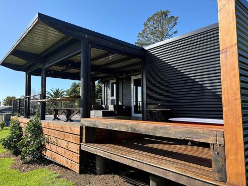Kaeo House | Happy Carries Cabin