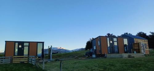 Albury House | Mountain View Cabin by Tiny Away