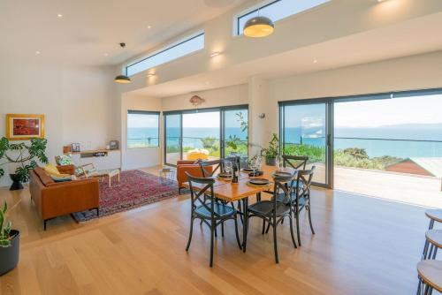 Rings Beach House | Hosts on the Coast Ataahua