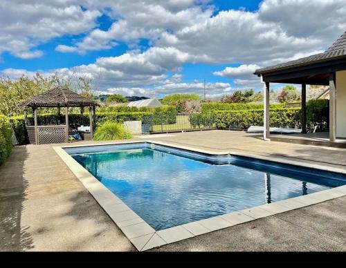 Drury House | Solstice House &Pool -Perfect outdoor entertaining