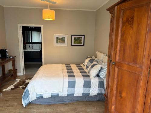 Ohaupo Bed & Breakfast | Black House Lodge