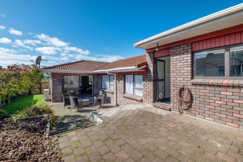 Rotorua House | Base Camp on Matipo - Great Location with Games Room