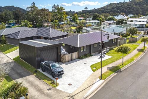 Coromandel House | The Bach