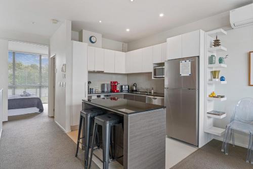 Taupo House | Riverlight Nook - Lake Taupo Holiday Home