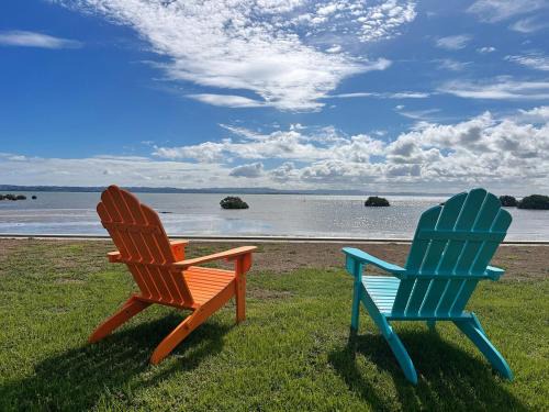 Clarks Beach Villa | Luxury Beachfront Farm Retreat w Private Beach