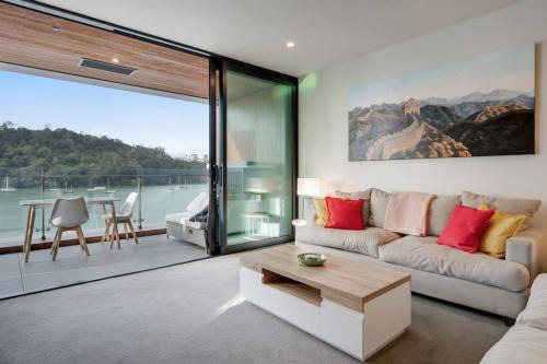 Hobsonville Apartment | Hobsonville 2BR Waterfront Gem with Water Views