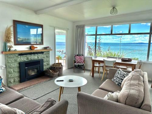 Kakanui House | Kakanui Ocean Views