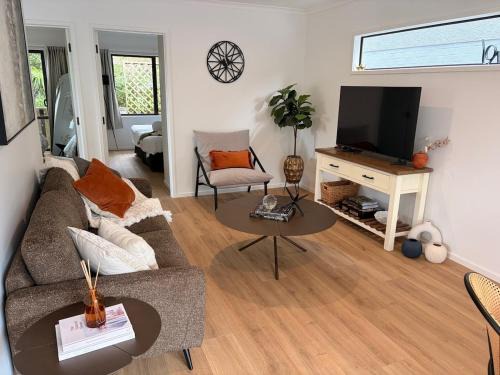 Taradale House | Newly Renovated - Private 2 bedroom retreat