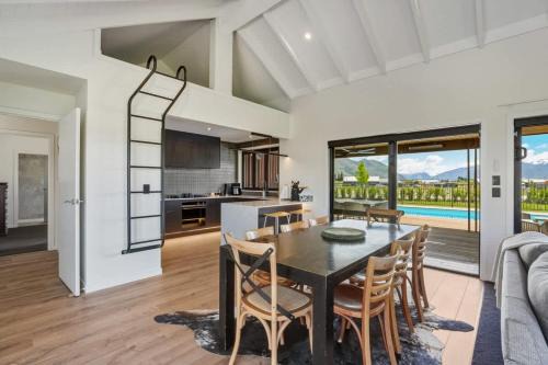 Wanaka House | The Wanaka Luxe Pool House - Sleeps 10