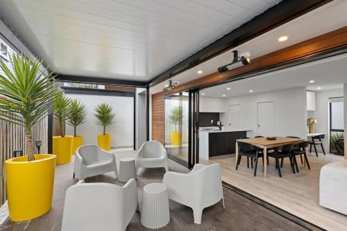 Christchurch City Centre House | Peterborough Hideaway