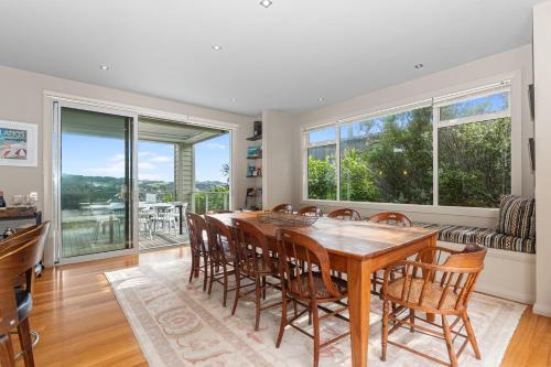 Langs Beach House | Spa and Surf Retreat - Langs Beach Holiday Home
