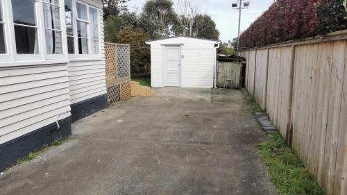 Mount Albert Ski Chalet | 1 Double and 1 Sofa Bed Garden Chalet B