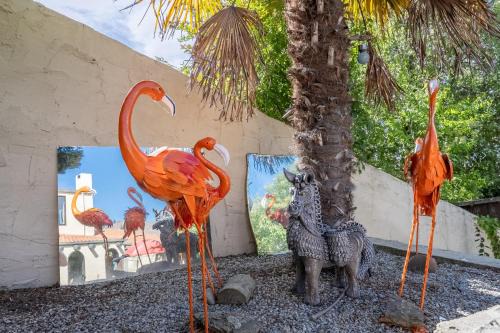 Alexandra House | Mad Hacienda - Waterfront Retreat with Spa & Sauna
