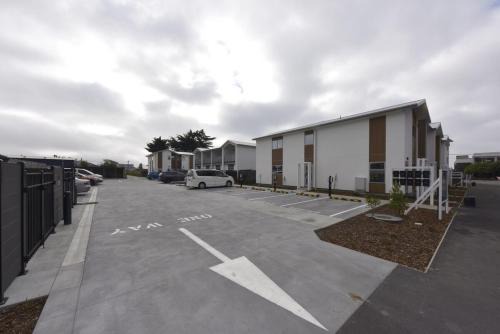 Christchurch Apartment | Coastal Living Two Bedroom Marine Parade