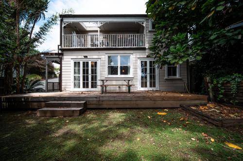 Freemans Bay Apartment | Cosy 3 Bedroom Villa in Freeman's Bay