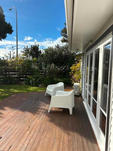 Mount Maunganui House | Wisteria Cottage