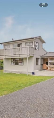 Whitianga House | Beach Break Inn