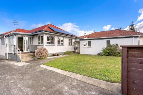 Tauranga House | The Quiet Nook - Tauranga Holiday Home