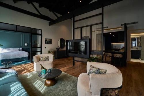 Auckland Central Business District Apartment | The Grand Heritage Suite 4 Bed Entire Floor