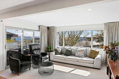 Rainbow Point House | Rainbow Haven, Where family time meets Lake time