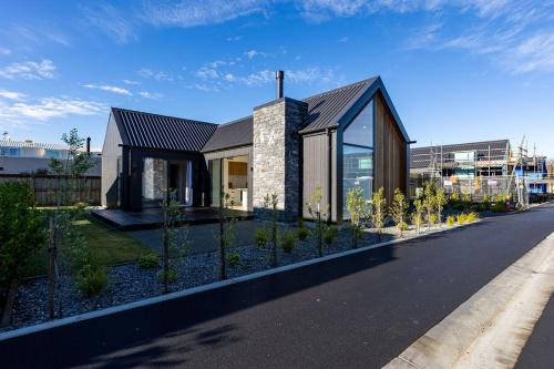 Methven House | Alpine Luxury With 3 Ensuites