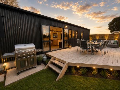 Mangakino House | Lake Days - Spacious family lake escape