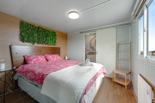 Pukekohe House | 1 bedroom Cabin 5 min to Pukekohe town centre
