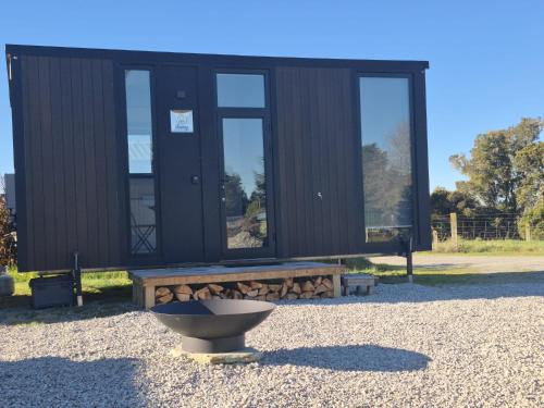 Hokitika House | Rimu View 5 by Tiny Away