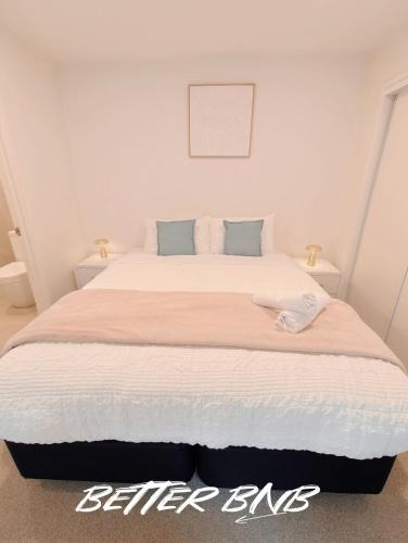Kapiti Island Apartment | Bloom Central – Pool & Gym