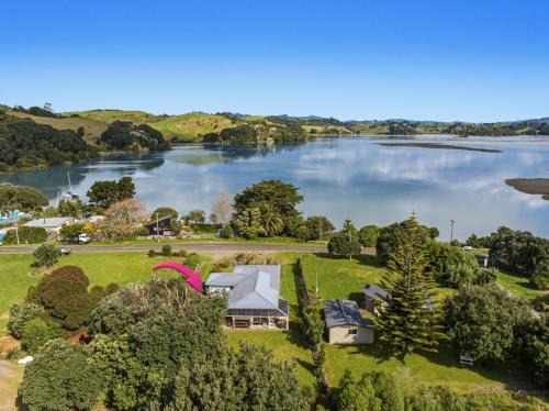 Waiotahi House | Sandbach - Ohiwa Harbour