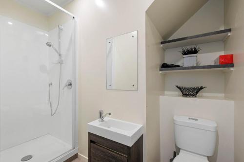 Oakura Villa | Butlers Lane Retreat