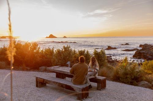 Kaikoura House | Hidden Gem, Whales & Dolphins, Epic Location - KK71342