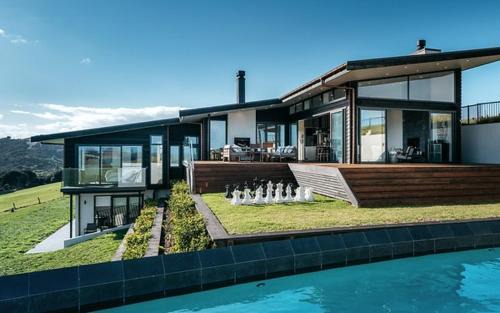 Oneroa House | Tradewinds Retreat by Waiheke Pure