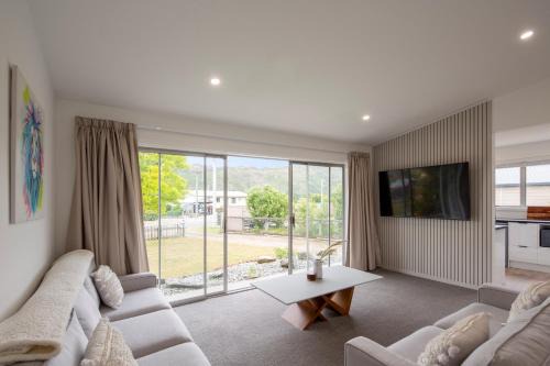 Clyde House | Newcastle Nook - Clyde Holiday Home