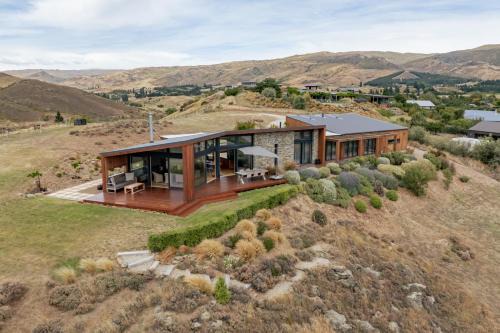 Bannockburn House | Vino and Views - Bannockburn Holiday Home