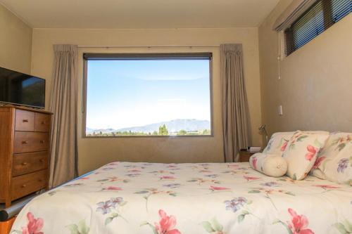 Arrowtown House | Arrowtown Dress Circle