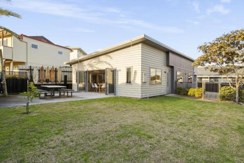 Papamoa Beach House | Sandy Feet Retreat - Papamoa