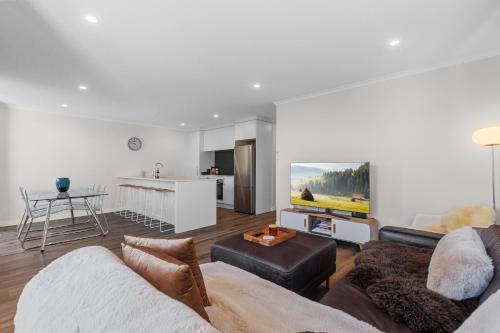 Papamoa Beach House | Coastal Chic - Papamoa Holiday Home