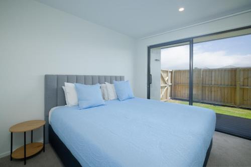 Kaikoura House | Ocean Ridge Retreat - Opposite Hole 13!