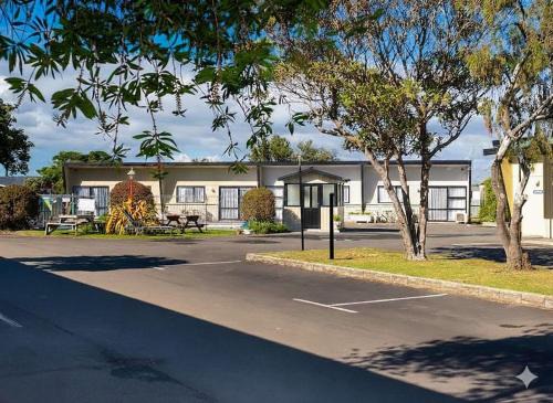 Napier Hotel | Spanish Lady Motel